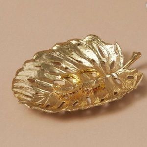NEW Summer & Rose Gold Leaf Trinket Jewelry Dish Shiny Minimal 6.25” x 4.75” NIB